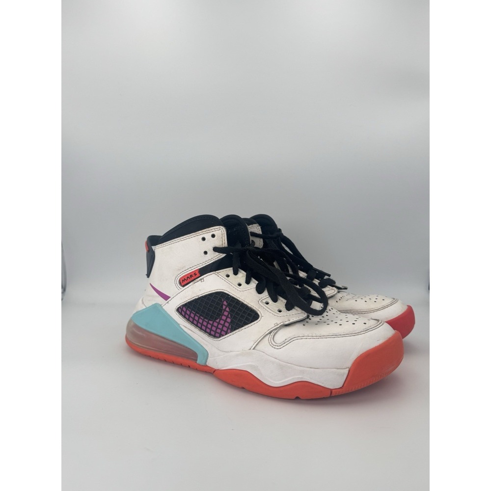 Nike Air Jordan Mars 270 GS 5.5Y Youth White Hyper Violet Total Orange Black‎
